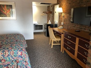 Dunes Inn