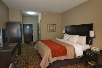Comfort Inn & Suites Trussville I-59 Exit 141
