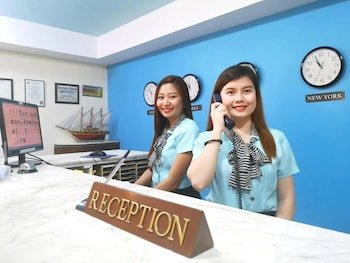 Regatta Hotel