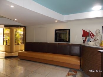 Regatta Hotel