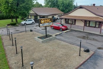 Budget Host Inn Gilman