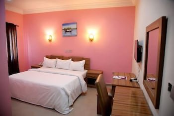 Colonades Hotel