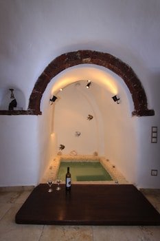 Santorini Mansion