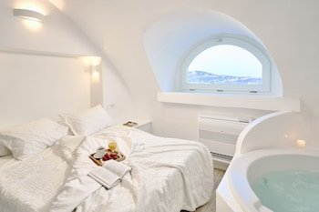 Santorini Mansion