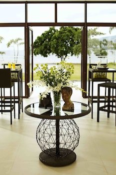 Hotel Kamana Sactuary Resort and Spa