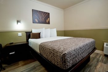 Family Garden Inn