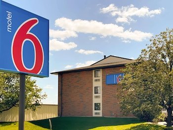 Motel 6 Elk Grove Village OHare