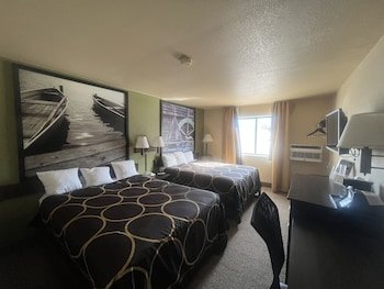 Super 8 by Wyndham Macon