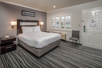 Redwood Creek Inn