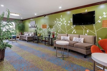 Sleep Inn & Suites Brunswick