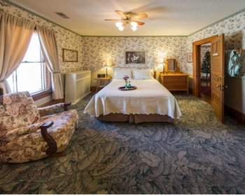 McConnell Inn