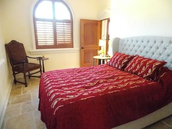 Thorn Hill Vineyards Villa Suite