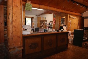 Yellowstone Valley Inn