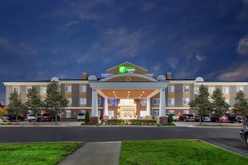 Holiday Inn Express & Suites Woodhaven