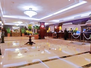 Royal Grace Hotel Optics Valley