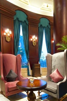 Royal Grace Hotel Optics Valley