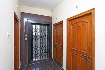 The Royal Nest By OYO Rooms