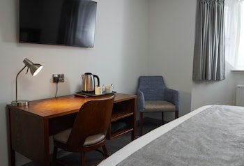 Caledonian Hotel