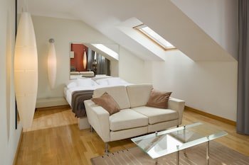 Mamaison Residence Belgická Prague