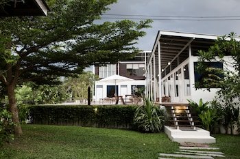 Arthit-Tara Lodge
