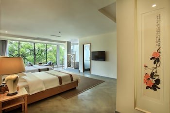 Guilin Heshe Holiday Hotel