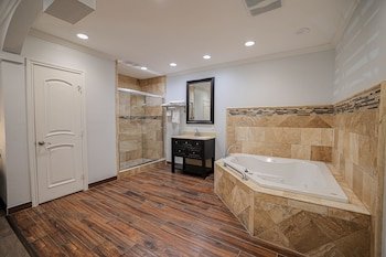 Motel 6 Tustin, CA – Orange County