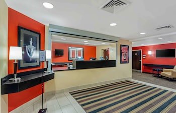 Extended Stay America Select Suites Chicago O’Hare