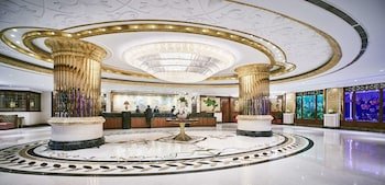 Windsor Plaza Hotel