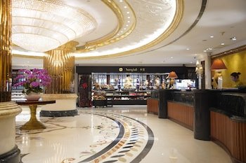 Windsor Plaza Hotel