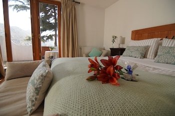 Santiago Hillside Hotel