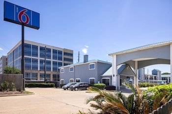 Motel 6 Houston, TX – I-10 West