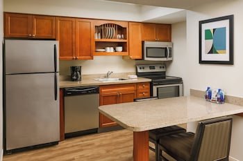Residence Inn Hartford Windsor