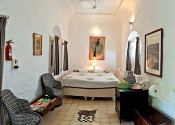 Neemrana - The Hill Fort Kesroli