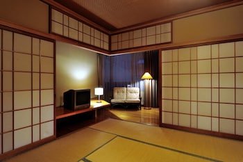 Nagano Hakuba Onsen Ryokan Shirouma-so