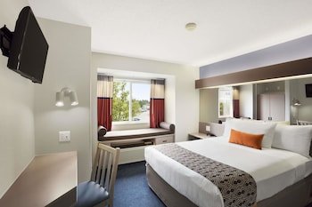 Microtel Inn & Suites by Wyndham Louisville East