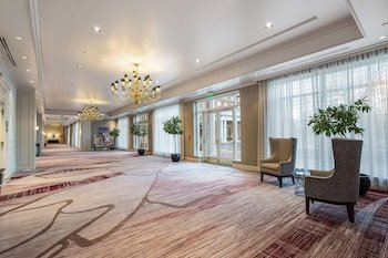 Hilton Garden Inn Suffolk Riverfront