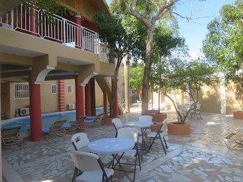 Comfort Plus Hotel
