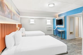 Tropicana Motel