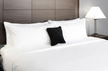 Red Lion Inn & Suites Mineral Wells
