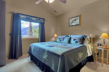 Rocky Mountain Lodge & Cabins