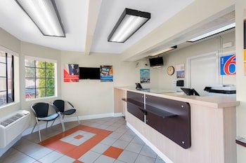 Motel 6 Merced North