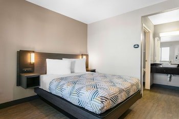 Motel 6 Merced North