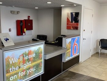 Motel 6 Memphis, TN – Downtown