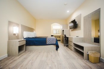 Palace Inn Katy Mills