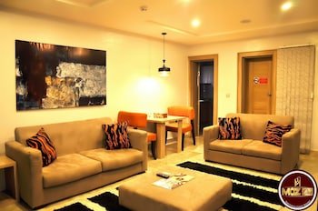 Moz One Executive Guest Rooms Hombori