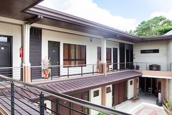 Monclaire Suites By OYO Rooms
