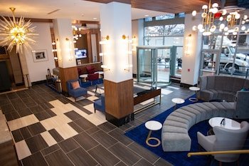 Blu-Tique Hotel