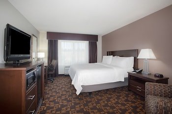 Holiday Inn Express Hotel & Suites Yankton
