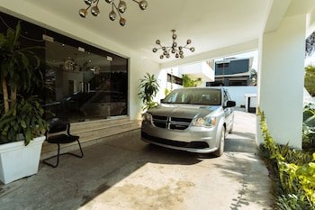 H Mansion Recovery And Spa