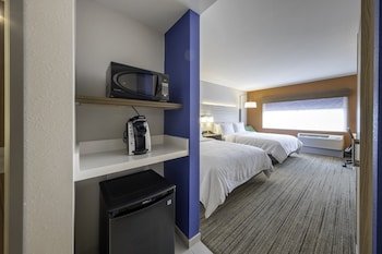 Holiday Inn Express & Suites Staunton